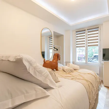 Mba - Louvres - Luxury Appartement Paris Exterior photo
